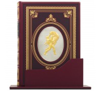 Книга "Витязь в тигровой шкуре"